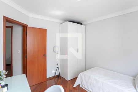 Apartamento à venda com 220m², 5 quartos e 3 vagas Apartamento à venda com 220m², 5 quartos e 3 vagasQuarto 2