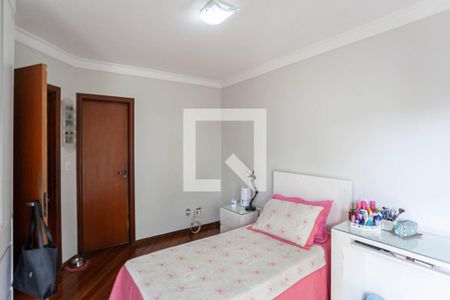 Apartamento à venda com 220m², 5 quartos e 3 vagas Apartamento à venda com 220m², 5 quartos e 3 vagasSuíte 1