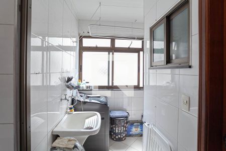 Apartamento à venda com 220m², 5 quartos e 3 vagas Apartamento à venda com 220m², 5 quartos e 3 vagasÁrea de serviço