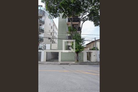 Apartamento à venda com 220m², 5 quartos e 3 vagas Apartamento à venda com 220m², 5 quartos e 3 vagasFachada