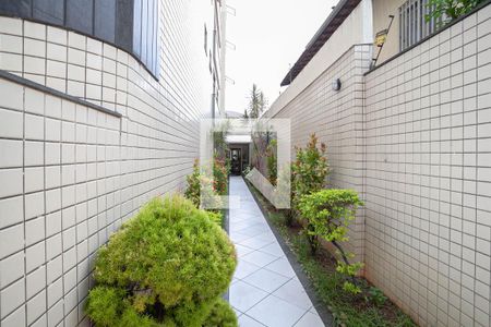 Apartamento à venda com 220m², 5 quartos e 3 vagas Apartamento à venda com 220m², 5 quartos e 3 vagasHall de entrada