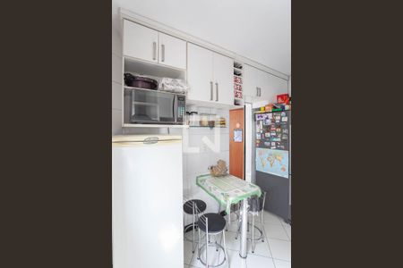 Apartamento à venda com 220m², 5 quartos e 3 vagas Apartamento à venda com 220m², 5 quartos e 3 vagasCozinha