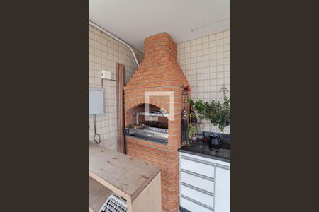 Apartamento à venda com 220m², 5 quartos e 3 vagas Apartamento à venda com 220m², 5 quartos e 3 vagasCobertura