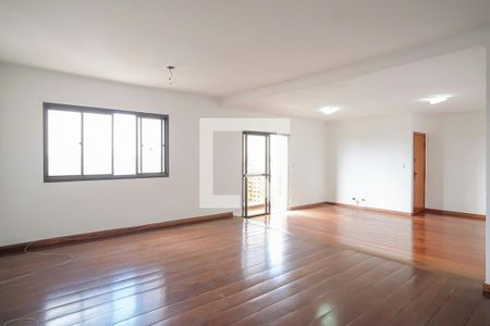 Apartamento para alugar com 152m², 3 quartos e 2 vagasSala