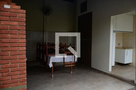 Casa à venda com 200m², 3 quartos e 3 vagasÁrea Externa