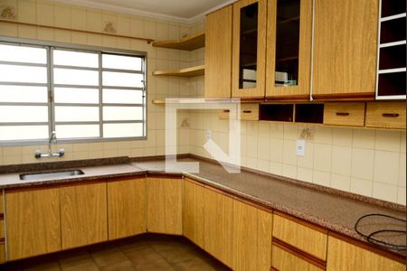 Casa à venda com 200m², 3 quartos e 3 vagasCozinha
