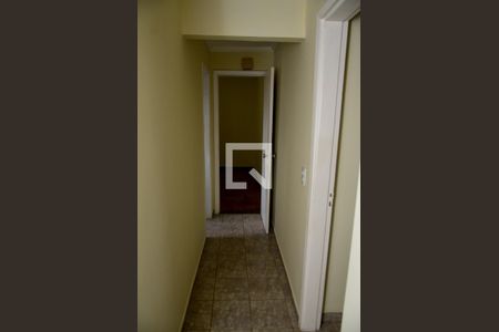 Casa à venda com 200m², 3 quartos e 3 vagasCorredor