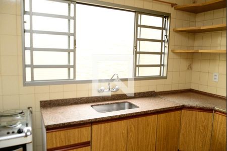 Casa à venda com 200m², 3 quartos e 3 vagasCozinha