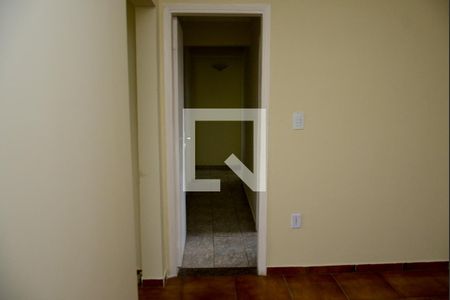 Casa à venda com 200m², 3 quartos e 3 vagasCorredor