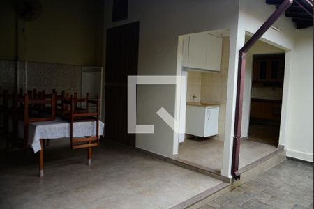 Casa à venda com 200m², 3 quartos e 3 vagasÁrea Externa