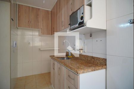 Cozinha de apartamento à venda com 1 quarto, 38m² em Vila Ipiranga, Porto Alegre