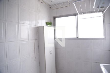 Apartamento para alugar com 77m², 2 quartos e 1 vagaÁrea de Serviço