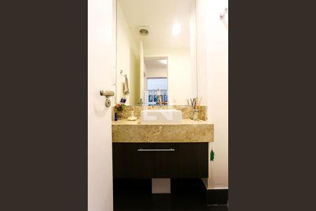 Lavabo de apartamento para alugar com 4 quartos, 163m² em Vila Andrade, São Paulo