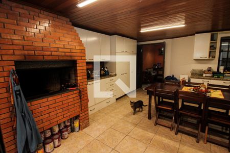 Varanda de casa à venda com 3 quartos, 193m² em Guarujá, Porto Alegre