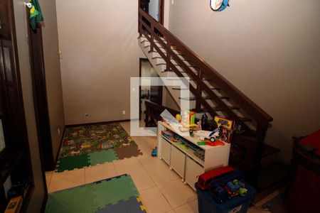 Casa à venda com 193m², 3 quartos e 2 vagasHall