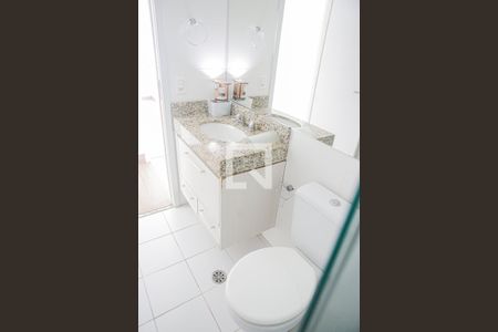 Apartamento à venda com 75m², 3 quartos e 2 vagas Apartamento à venda com 75m², 3 quartos e 2 vagasBanheiro