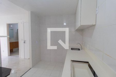 Apartamento à venda com 58m², 2 quartos e 1 vaga Apartamento à venda com 58m², 2 quartos e 1 vagaCozinha e Área de Serviço