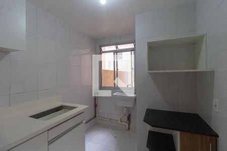 Apartamento à venda com 58m², 2 quartos e 1 vaga Apartamento à venda com 58m², 2 quartos e 1 vagaCozinha e Área de Serviço