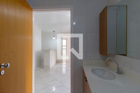 Apartamento à venda com 58m², 2 quartos e 1 vaga Apartamento à venda com 58m², 2 quartos e 1 vagaBanheiro