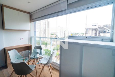 Studio para alugar com 26m², 1 quarto e sem vaga Studio para alugar com 26m², 1 quarto e sem vagaSacada