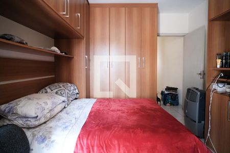 Casa à venda com 100m², 3 quartos e 2 vagas Casa à venda com 100m², 3 quartos e 2 vagasQuarto