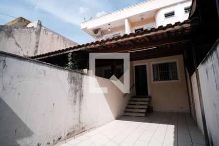 Casa à venda com 100m², 3 quartos e 2 vagas Casa à venda com 100m², 3 quartos e 2 vagasGaragem