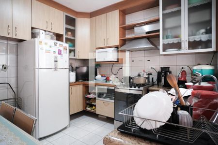 Casa à venda com 100m², 3 quartos e 2 vagas Casa à venda com 100m², 3 quartos e 2 vagasCozinha