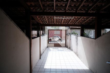 Área Externa de casa à venda com 3 quartos, 100m² em Parque Boturussu, São Paulo