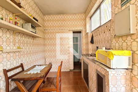 Casa à venda com 770m², 8 quartos e 6 vagasCozinha