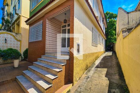 Casa à venda com 770m², 8 quartos e 6 vagasFachada