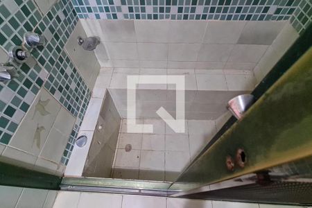 Casa à venda com 770m², 8 quartos e 6 vagasBanheiro Social