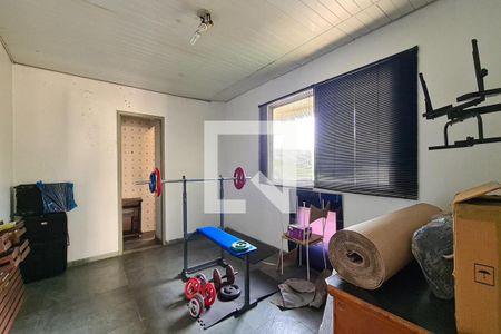 Casa à venda com 770m², 8 quartos e 6 vagasQuarto de Serviço