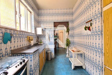 Casa à venda com 770m², 8 quartos e 6 vagasCozinha