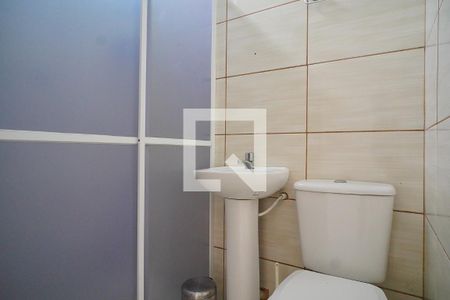 Banheiro da Suíte 1 de casa para alugar com 2 quartos, 100m² em Pantanal, Florianópolis