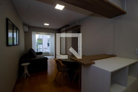 Sala de apartamento para alugar com 2 quartos, 55m² em Nonoai, Porto Alegre