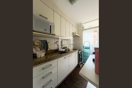 Apartamento para alugar com 60m², 2 quartos e 1 vagaCozinha e Área de Serviço