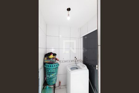 Casa para alugar com 136m², 2 quartos e 1 vaga Casa para alugar com 136m², 2 quartos e 1 vagaCozinha e Área de Serviço