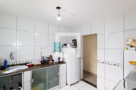 Casa para alugar com 136m², 2 quartos e 1 vaga Casa para alugar com 136m², 2 quartos e 1 vagaCozinha e Área de Serviço