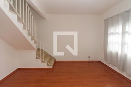 Sala de casa à venda com 2 quartos, 52m² em Vila Prudente, São Paulo