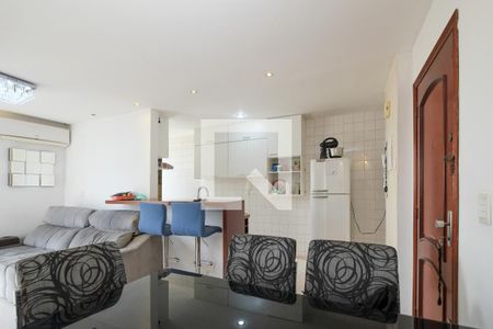 Apartamento à venda com 125m², 2 quartos e 1 vaga Apartamento à venda com 125m², 2 quartos e 1 vagaSala