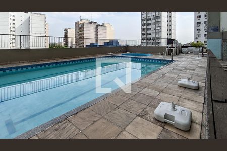Apartamento à venda com 125m², 2 quartos e 1 vaga Apartamento à venda com 125m², 2 quartos e 1 vagaÁrea comum - Piscina