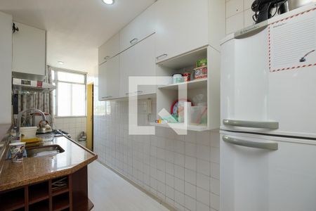 Apartamento à venda com 125m², 2 quartos e 1 vaga Apartamento à venda com 125m², 2 quartos e 1 vagaCozinha