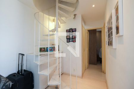 Apartamento à venda com 125m², 2 quartos e 1 vaga Apartamento à venda com 125m², 2 quartos e 1 vagaCorredor