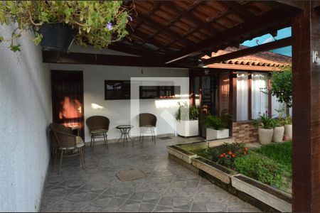 Casa de condomínio para alugar com 140m², 3 quartos e 2 vagas Casa de condomínio para alugar com 140m², 3 quartos e 2 vagasVaranda