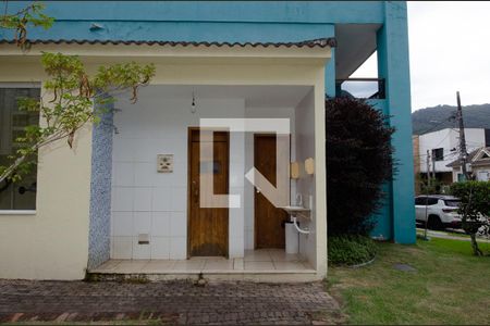 Casa de condomínio para alugar com 140m², 3 quartos e 2 vagas Casa de condomínio para alugar com 140m², 3 quartos e 2 vagasÁrea comum