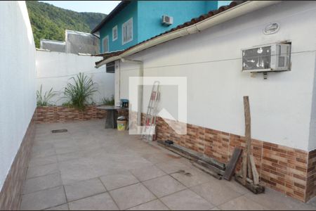 Casa de condomínio para alugar com 140m², 3 quartos e 2 vagas Casa de condomínio para alugar com 140m², 3 quartos e 2 vagasÁrea externa