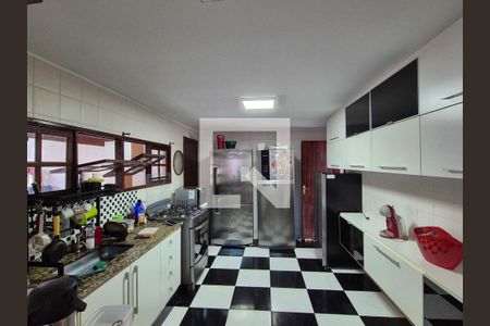 Casa de condomínio para alugar com 140m², 3 quartos e 2 vagas Casa de condomínio para alugar com 140m², 3 quartos e 2 vagasCozinha