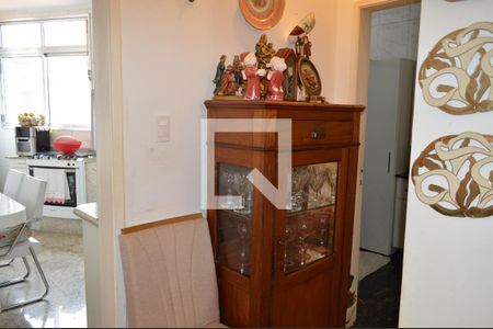 Sala de apartamento à venda com 3 quartos, 72m² em Liberdade, São Paulo