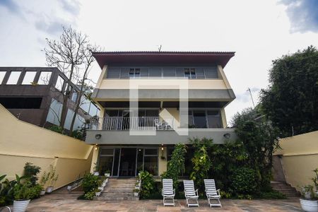 Casa à venda com 519m², 4 quartos e 4 vagasFachada 