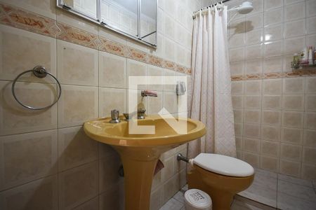 Casa à venda com 519m², 4 quartos e 4 vagasBanheiro de Serviço